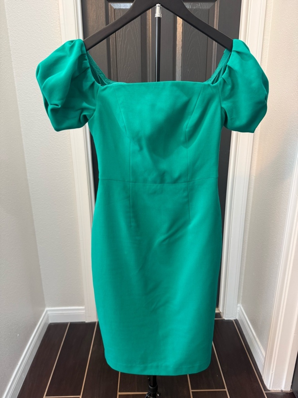 Black Halo Emerald Puff-Sleeve Midi Sheath Dress